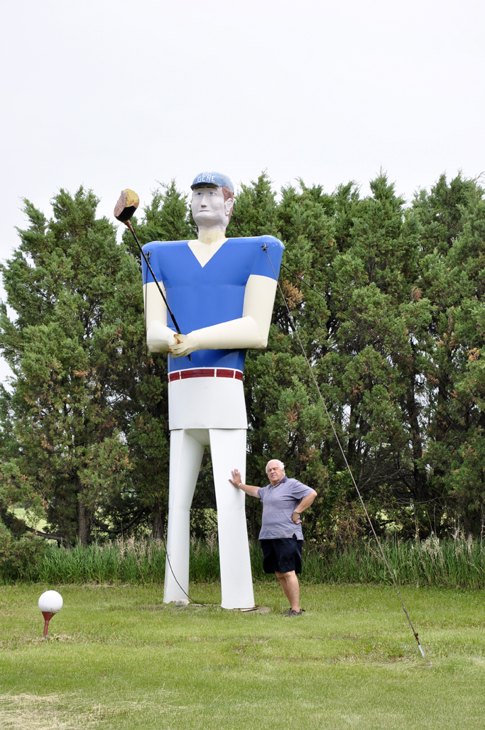 Lee Duquette with the Zombie Golf Giant in Garrison, North Dakota